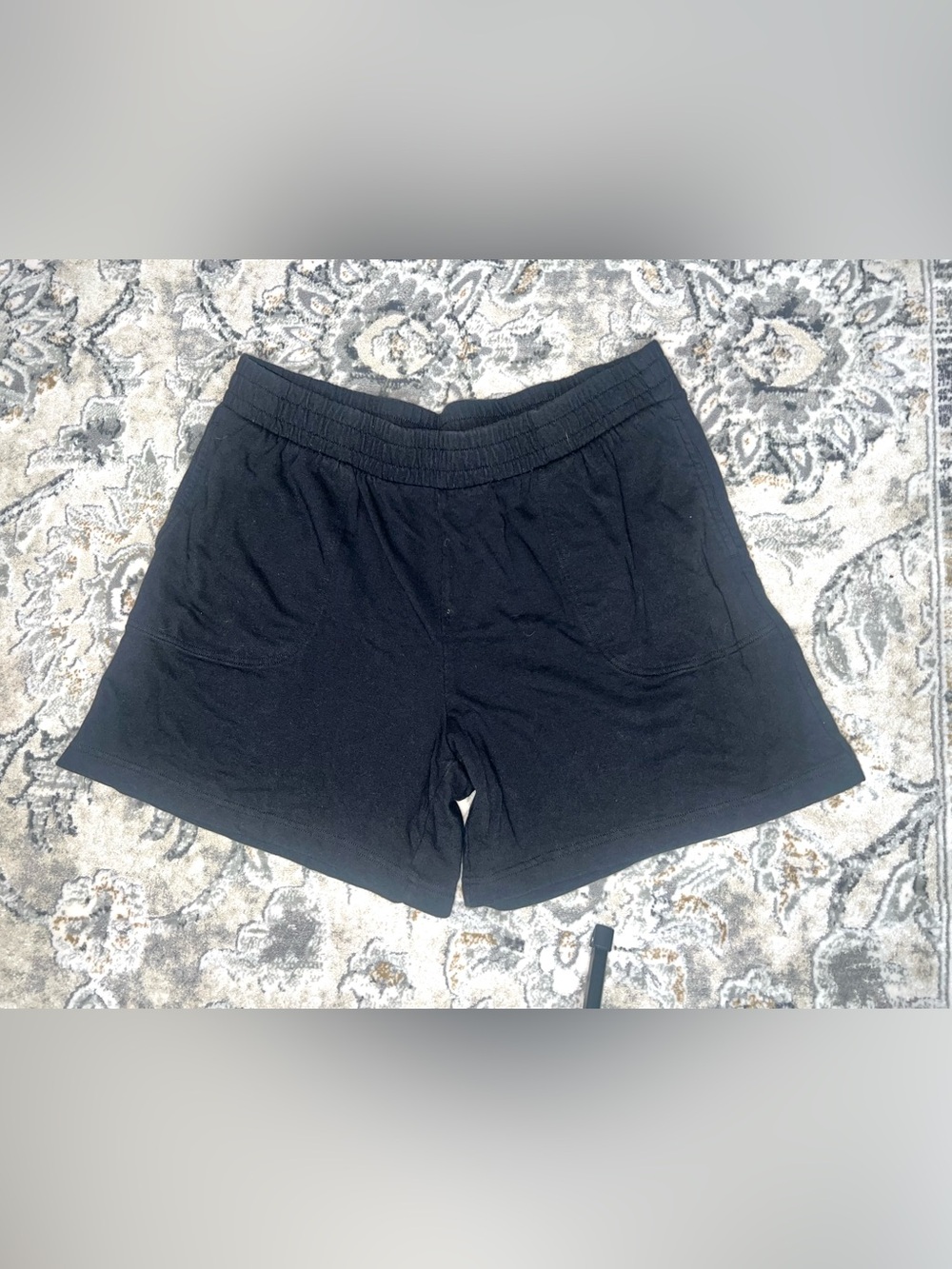 Terra & Sky Black Women's Athletic Knit Shorts